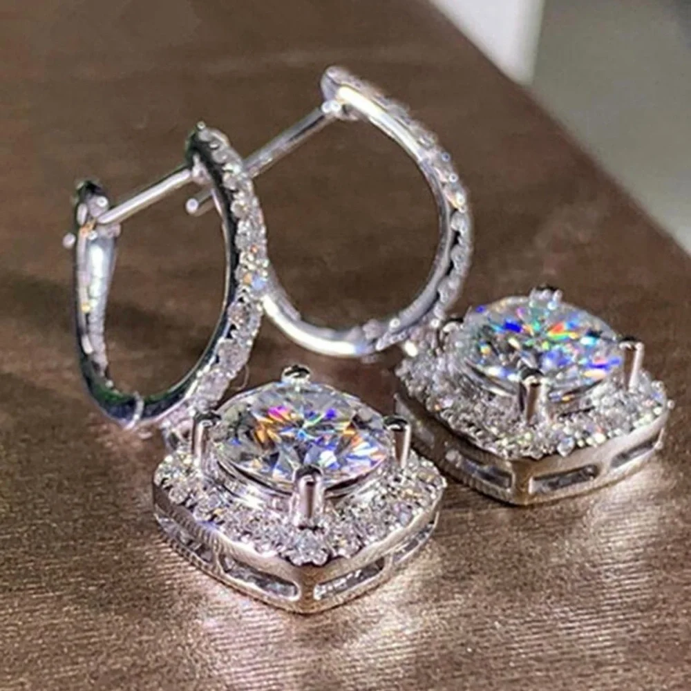 1 Pair Romantic Simulated Diamond Earrings 18K White Gold, Gorgeous. 3Ct.Total. - Picture 5 of 6